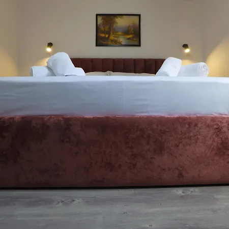 Alizee Hotel *