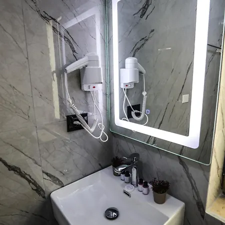 Alizee Hotel Tirana