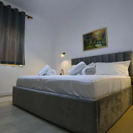 Alizee Hotel *